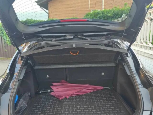 Черный Тойота Королла, объемом двигателя 1.8 л и пробегом 28 тыс. км за 12600 $, фото 9 на Automoto.ua