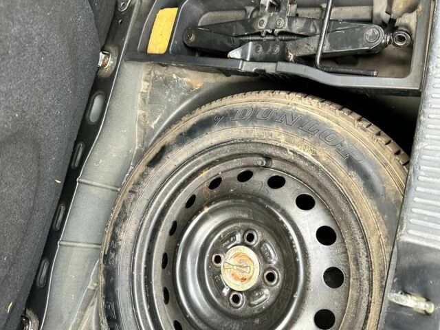 Чорний Тойота Королла, об'ємом двигуна 2 л та пробігом 2 тис. км за 2300 $, фото 10 на Automoto.ua