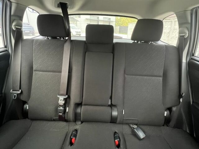 Чорний Тойота Королла, об'ємом двигуна 1.5 л та пробігом 44 тис. км за 14000 $, фото 21 на Automoto.ua