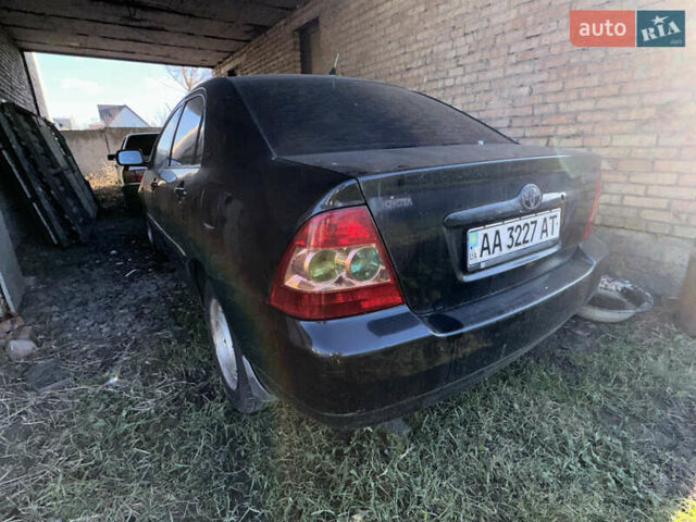 Черный Тойота Королла, объемом двигателя 1.59 л и пробегом 521 тыс. км за 3537 $, фото 5 на Automoto.ua