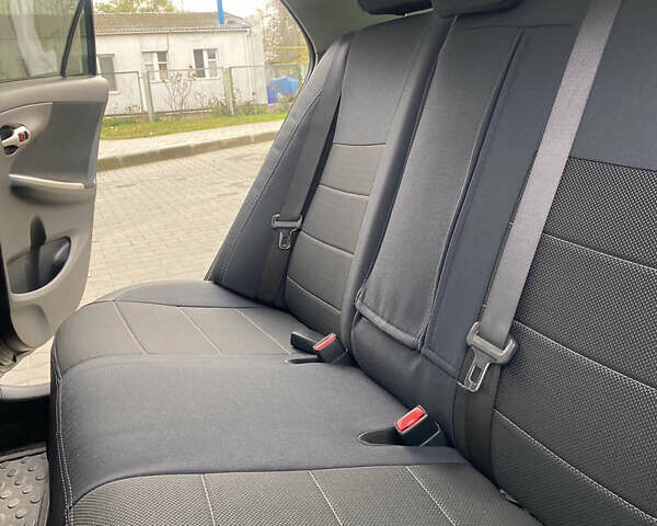 Чорний Тойота Королла, об'ємом двигуна 1.6 л та пробігом 138 тис. км за 8700 $, фото 26 на Automoto.ua