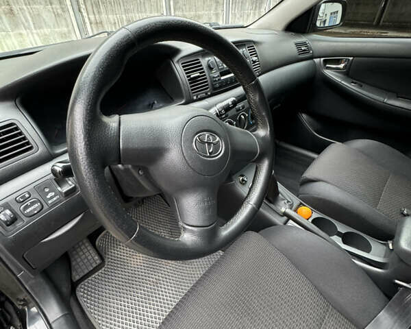 Черный Тойота Королла, объемом двигателя 1.6 л и пробегом 211 тыс. км за 6200 $, фото 9 на Automoto.ua
