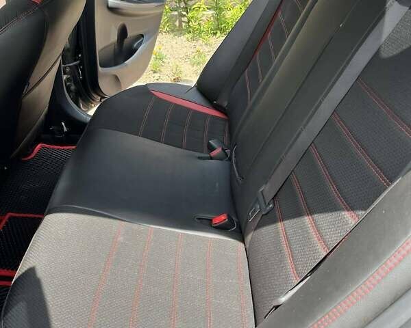 Черный Тойота Королла, объемом двигателя 1.6 л и пробегом 223 тыс. км за 6500 $, фото 8 на Automoto.ua