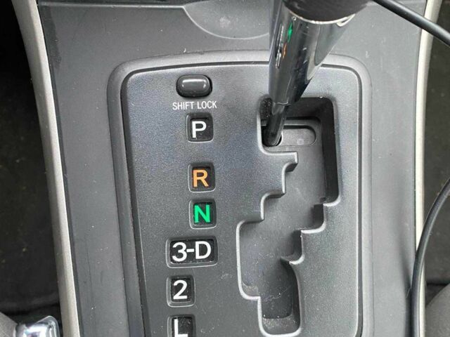 Чорний Тойота Королла, об'ємом двигуна 1.8 л та пробігом 205 тис. км за 5500 $, фото 12 на Automoto.ua