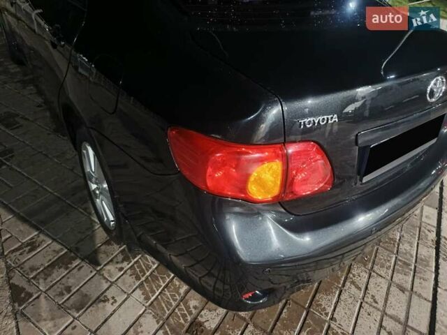 Чорний Тойота Королла, об'ємом двигуна 1.6 л та пробігом 207 тис. км за 6900 $, фото 5 на Automoto.ua
