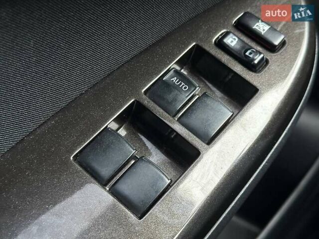 Чорний Тойота Королла, об'ємом двигуна 1.6 л та пробігом 316 тис. км за 7490 $, фото 21 на Automoto.ua