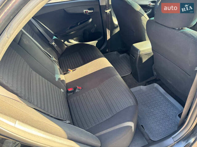 Чорний Тойота Королла, об'ємом двигуна 1.6 л та пробігом 230 тис. км за 5800 $, фото 20 на Automoto.ua