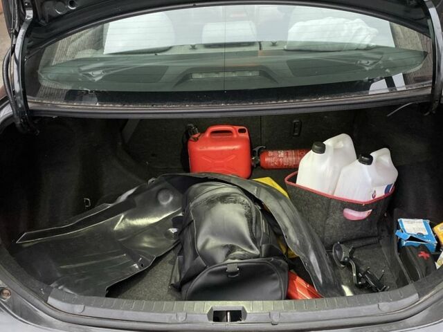 Чорний Тойота Королла, об'ємом двигуна 1.8 л та пробігом 204 тис. км за 5299 $, фото 16 на Automoto.ua