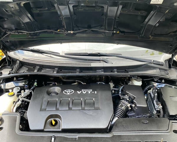 Черный Тойота Королла, объемом двигателя 1.6 л и пробегом 210 тыс. км за 6500 $, фото 6 на Automoto.ua