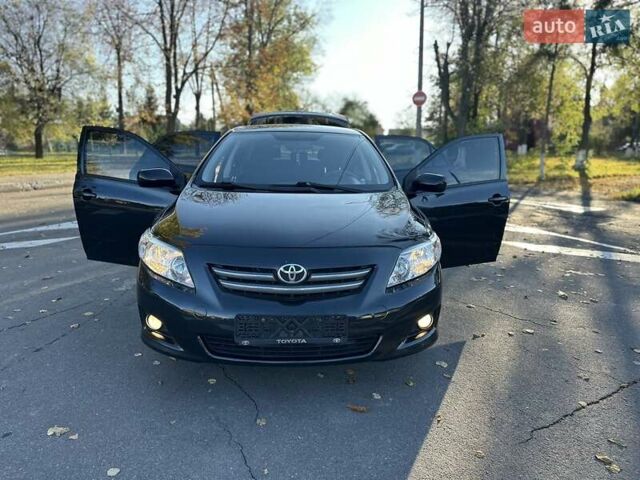 Чорний Тойота Королла, об'ємом двигуна 1.6 л та пробігом 193 тис. км за 5999 $, фото 4 на Automoto.ua