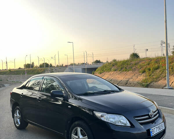 Черный Тойота Королла, объемом двигателя 1.6 л и пробегом 290 тыс. км за 5299 $, фото 3 на Automoto.ua