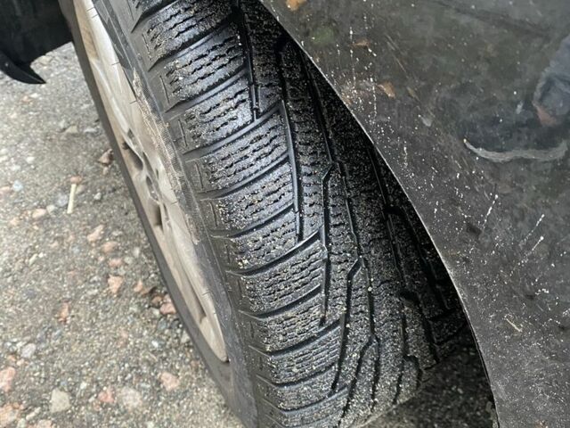 Черный Тойота Королла, объемом двигателя 1.8 л и пробегом 207 тыс. км за 5350 $, фото 7 на Automoto.ua