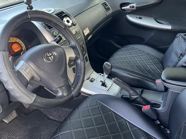 Чорний Тойота Королла, об'ємом двигуна 1.6 л та пробігом 290 тис. км за 5399 $, фото 14 на Automoto.ua