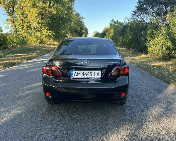Черный Тойота Королла, объемом двигателя 1.6 л и пробегом 230 тыс. км за 6500 $, фото 4 на Automoto.ua