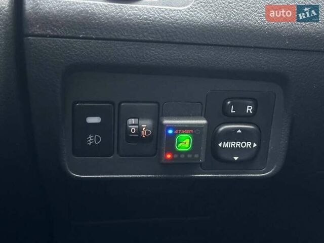 Чорний Тойота Королла, об'ємом двигуна 1.6 л та пробігом 316 тис. км за 7490 $, фото 22 на Automoto.ua