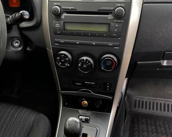 Черный Тойота Королла, объемом двигателя 1.59 л и пробегом 177 тыс. км за 7000 $, фото 14 на Automoto.ua