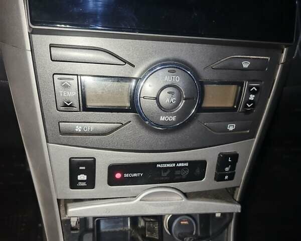 Чорний Тойота Королла, об'ємом двигуна 1.6 л та пробігом 207 тис. км за 6900 $, фото 12 на Automoto.ua