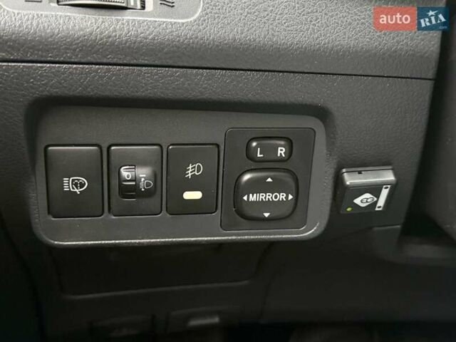 Черный Тойота Королла, объемом двигателя 1.6 л и пробегом 221 тыс. км за 6600 $, фото 19 на Automoto.ua