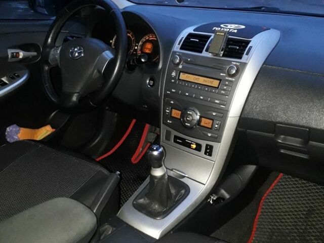 Черный Тойота Королла, объемом двигателя 0 л и пробегом 290 тыс. км за 6800 $, фото 6 на Automoto.ua