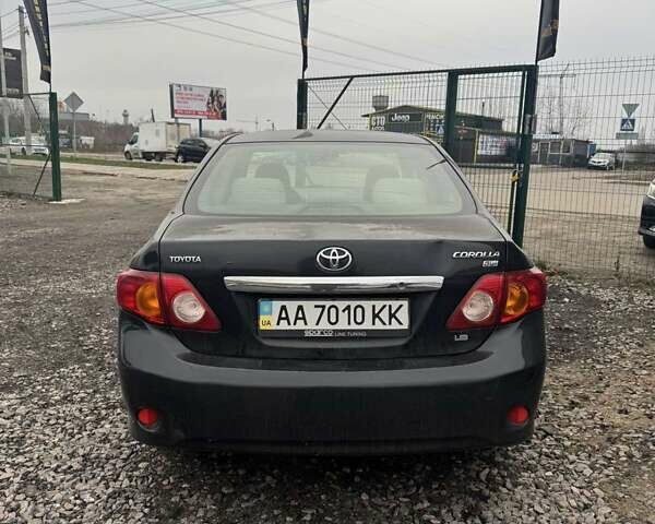 Черный Тойота Королла, объемом двигателя 1.8 л и пробегом 208 тыс. км за 6500 $, фото 1 на Automoto.ua