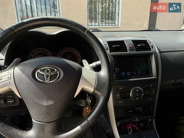 Черный Тойота Королла, объемом двигателя 1.6 л и пробегом 191 тыс. км за 7100 $, фото 3 на Automoto.ua