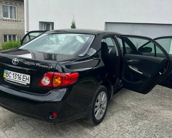 Черный Тойота Королла, объемом двигателя 1.8 л и пробегом 213 тыс. км за 7300 $, фото 4 на Automoto.ua