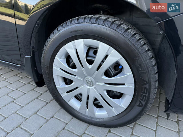 Черный Тойота Королла, объемом двигателя 1.6 л и пробегом 147 тыс. км за 6999 $, фото 93 на Automoto.ua