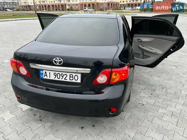 Чорний Тойота Королла, об'ємом двигуна 1.8 л та пробігом 313 тис. км за 5900 $, фото 3 на Automoto.ua