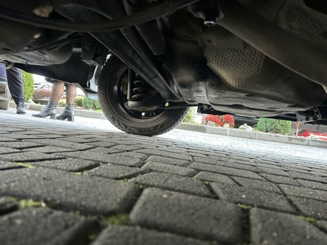 Черный Тойота Королла, объемом двигателя 1.6 л и пробегом 160 тыс. км за 7850 $, фото 12 на Automoto.ua