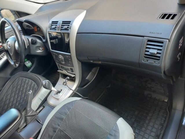 Черный Тойота Королла, объемом двигателя 1.6 л и пробегом 207 тыс. км за 6800 $, фото 4 на Automoto.ua