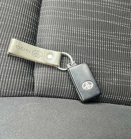 Черный Тойота Королла, объемом двигателя 1.8 л и пробегом 213 тыс. км за 7300 $, фото 17 на Automoto.ua