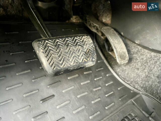 Черный Тойота Королла, объемом двигателя 1.59 л и пробегом 173 тыс. км за 7300 $, фото 20 на Automoto.ua