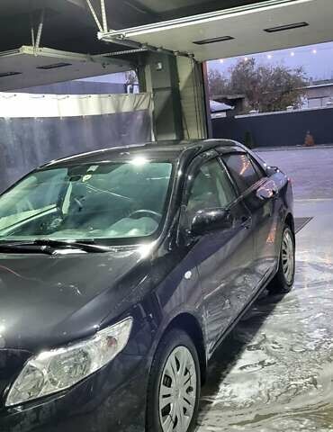 Черный Тойота Королла, объемом двигателя 1.6 л и пробегом 161 тыс. км за 6800 $, фото 4 на Automoto.ua