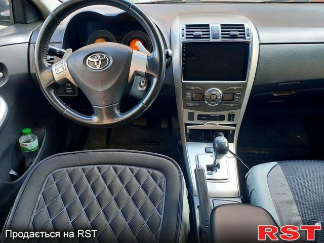 Чорний Тойота Королла, об'ємом двигуна 1.6 л та пробігом 207 тис. км за 6800 $, фото 1 на Automoto.ua