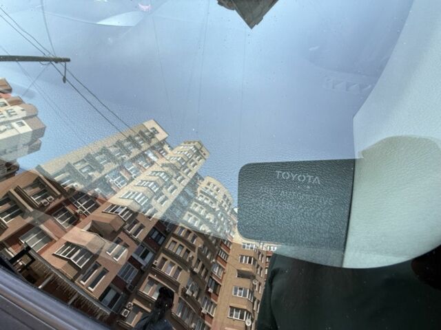 Чорний Тойота Королла, об'ємом двигуна 1.8 л та пробігом 191 тис. км за 7599 $, фото 18 на Automoto.ua