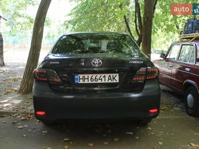 Черный Тойота Королла, объемом двигателя 1.6 л и пробегом 250 тыс. км за 5000 $, фото 8 на Automoto.ua