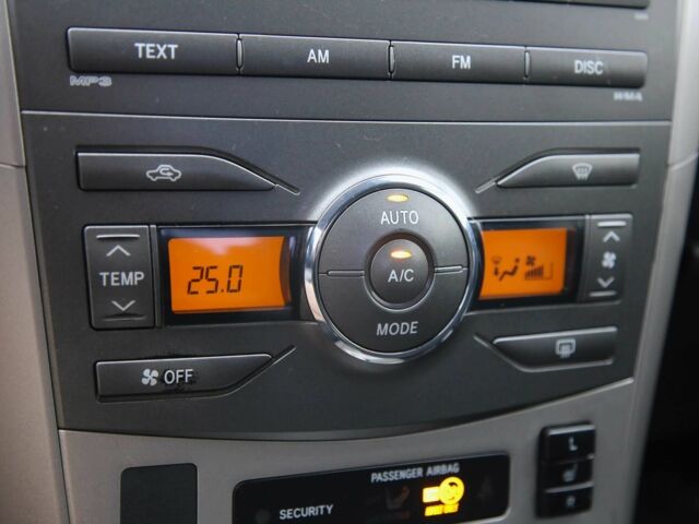 Чорний Тойота Королла, об'ємом двигуна 1.6 л та пробігом 272 тис. км за 6200 $, фото 17 на Automoto.ua