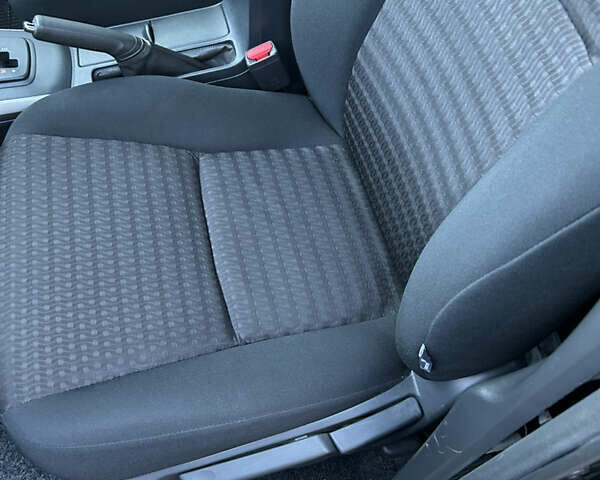 Черный Тойота Королла, объемом двигателя 1.6 л и пробегом 42 тыс. км за 10300 $, фото 26 на Automoto.ua