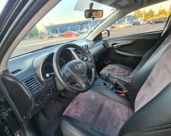 Чорний Тойота Королла, об'ємом двигуна 1.6 л та пробігом 200 тис. км за 7500 $, фото 4 на Automoto.ua