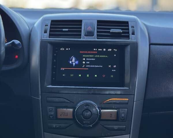 Черный Тойота Королла, объемом двигателя 1.6 л и пробегом 380 тыс. км за 4499 $, фото 15 на Automoto.ua