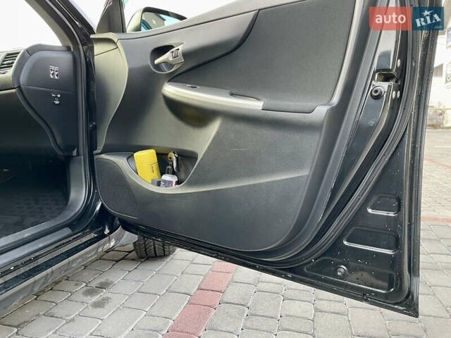 Черный Тойота Королла, объемом двигателя 1.59 л и пробегом 173 тыс. км за 7300 $, фото 10 на Automoto.ua