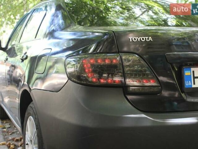 Черный Тойота Королла, объемом двигателя 1.6 л и пробегом 250 тыс. км за 5000 $, фото 4 на Automoto.ua