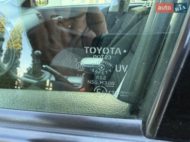 Черный Тойота Королла, объемом двигателя 1.6 л и пробегом 147 тыс. км за 6999 $, фото 104 на Automoto.ua