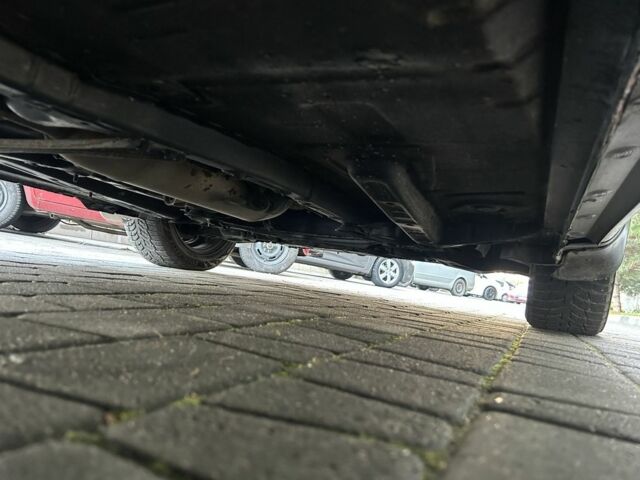 Черный Тойота Королла, объемом двигателя 1.6 л и пробегом 160 тыс. км за 7850 $, фото 13 на Automoto.ua