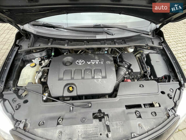 Черный Тойота Королла, объемом двигателя 1.6 л и пробегом 245 тыс. км за 7000 $, фото 10 на Automoto.ua