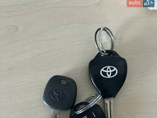 Чорний Тойота Королла, об'ємом двигуна 1.8 л та пробігом 313 тис. км за 5900 $, фото 21 на Automoto.ua