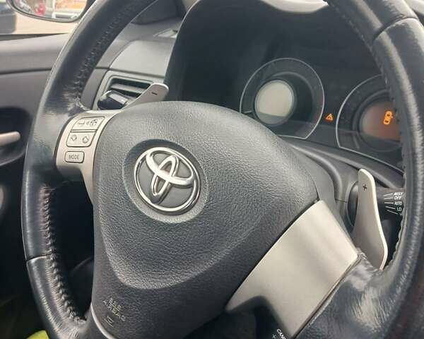 Черный Тойота Королла, объемом двигателя 1.6 л и пробегом 178 тыс. км за 5700 $, фото 6 на Automoto.ua