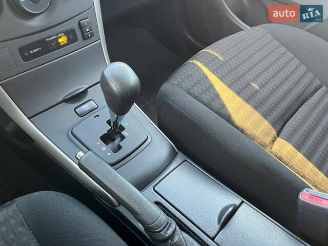 Черный Тойота Королла, объемом двигателя 1.6 л и пробегом 186 тыс. км за 7490 $, фото 23 на Automoto.ua