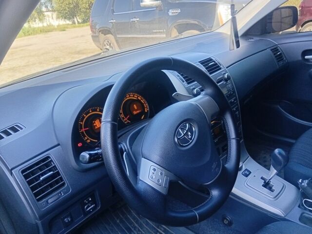 Чорний Тойота Королла, об'ємом двигуна 1.6 л та пробігом 226 тис. км за 6600 $, фото 6 на Automoto.ua