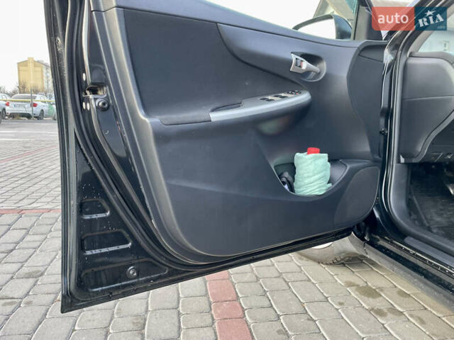 Черный Тойота Королла, объемом двигателя 1.59 л и пробегом 173 тыс. км за 7300 $, фото 15 на Automoto.ua